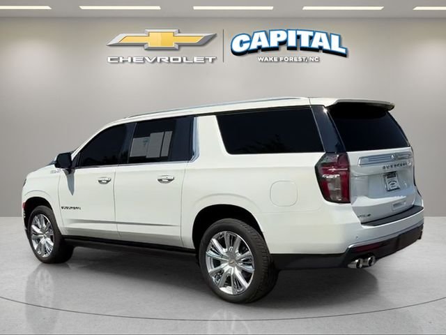 Used 2024 Beige Chevrolet High Country image 4