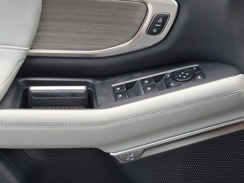 New 2027 Dark Matter Gray Metallic Ford MAX Platinum image 28