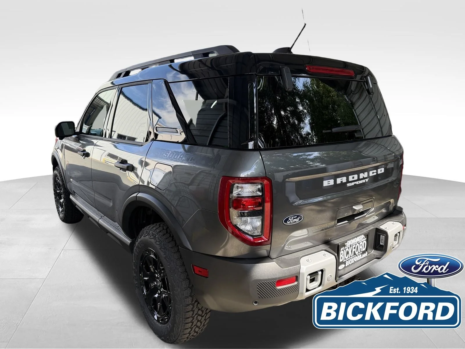 New 2026 Gray Ford Badlands image 8