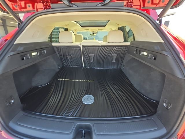 Used 2023  Buick Avenir image 16