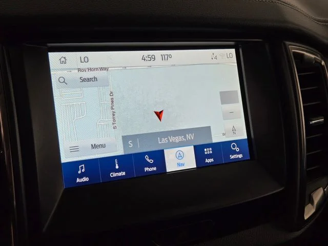 Used 2023 Green Ford Lariat image 23