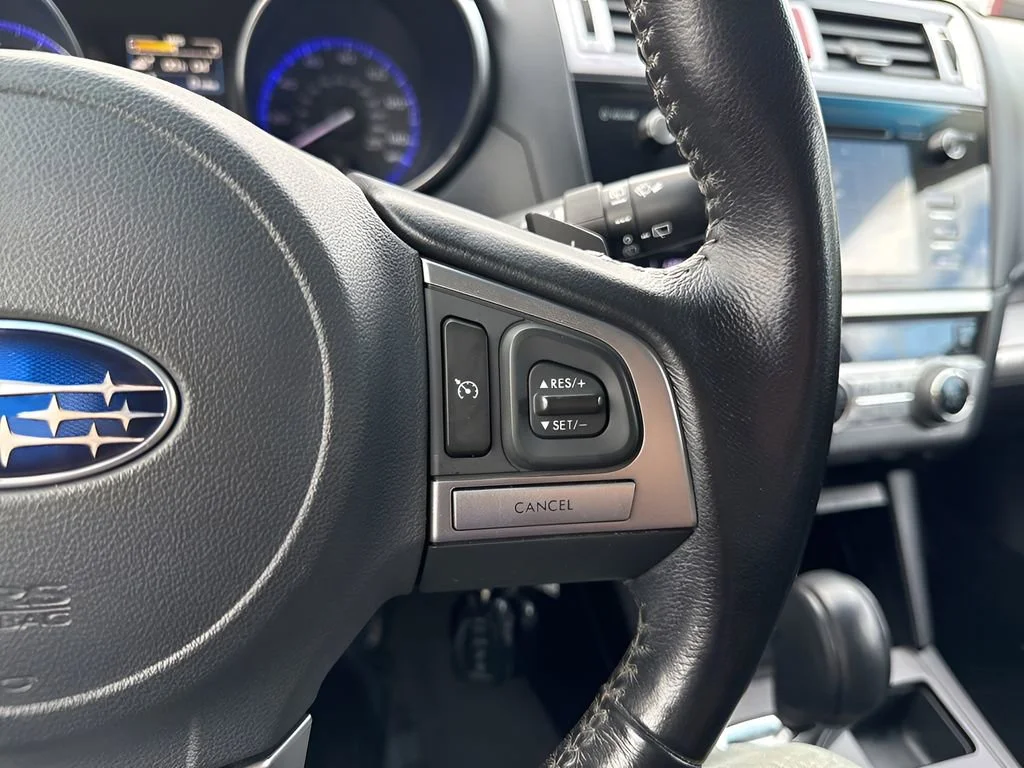 Used 2016 Blue Subaru 2.5i Premium image 16