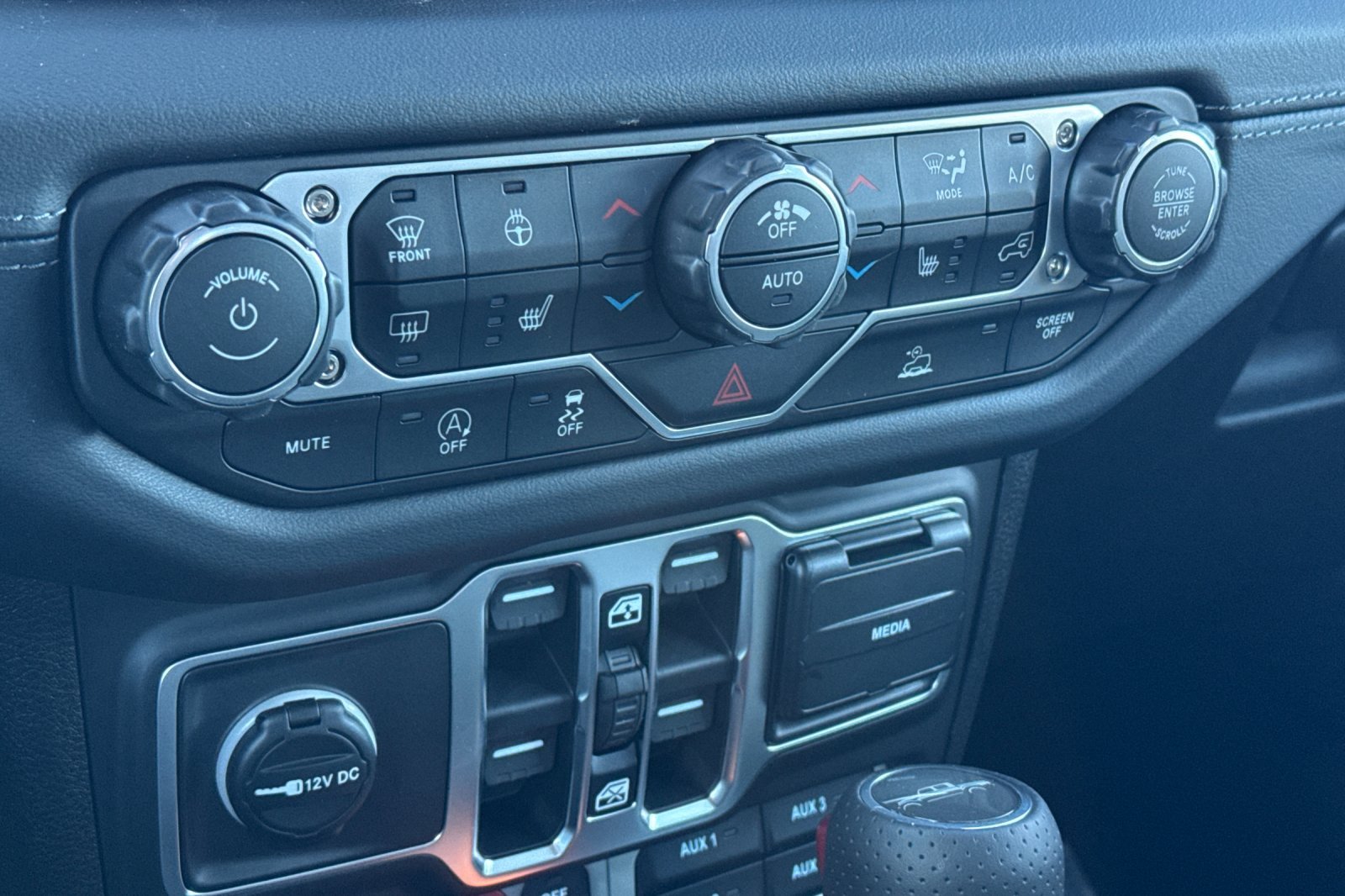 New 2026 41 Exterior Paint Jeep Mojave image 19