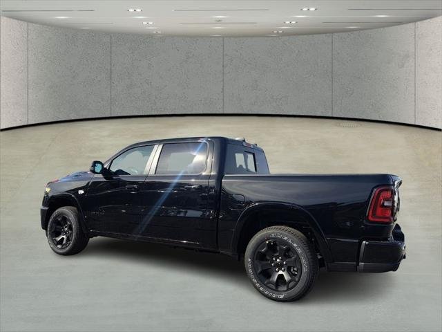 New 2026 Diamond Black Crystal Pearl-Coat Exterior Paint RAM BIG HORN image 33