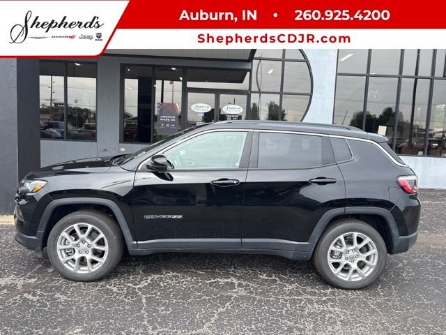 2023 Jeep Compass Latitude Lux