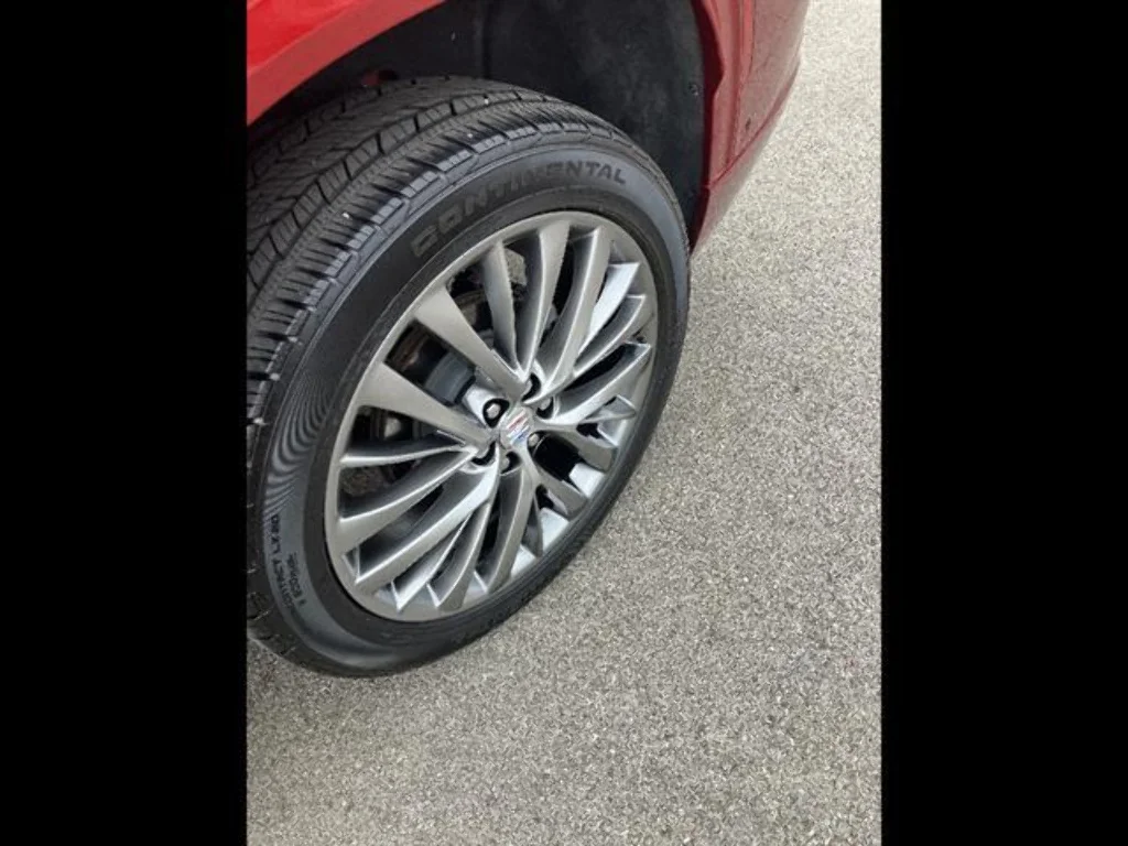 Used 2025 Cherry Red Tintcoat Buick Avenir image 16