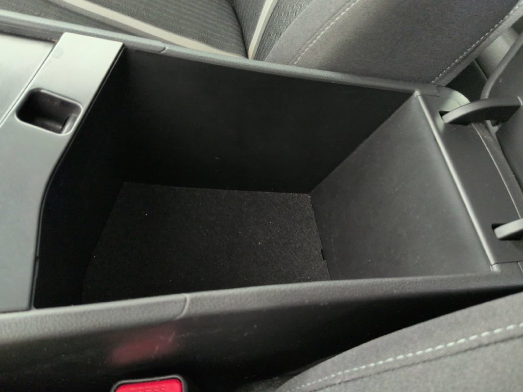 Used 2025 Red Hyundai SEL image 29