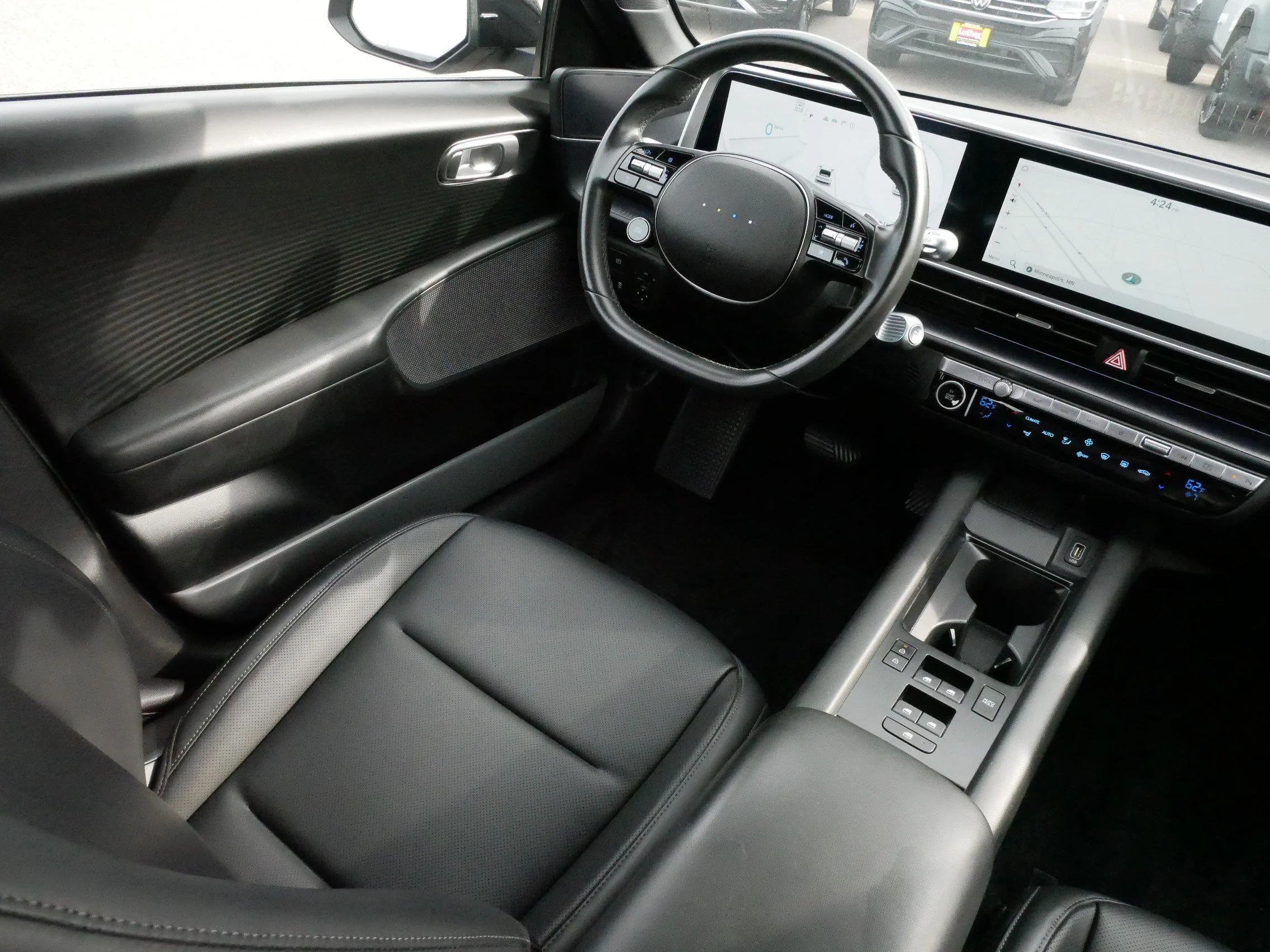 Used 2023 Onyx Black Hyundai SEL image 9