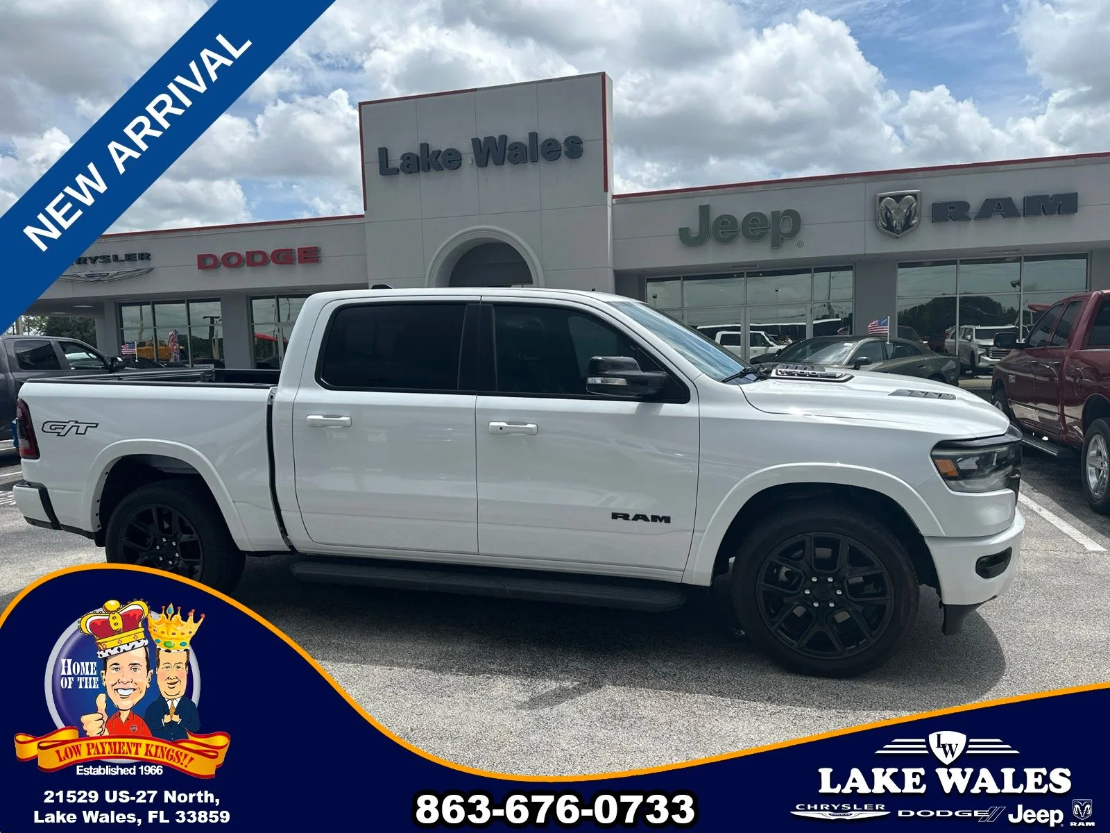 Used 2022 White Ram Laramie image 2
