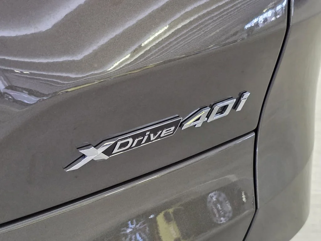 New 2026 Green BMW xDrive40i image 7