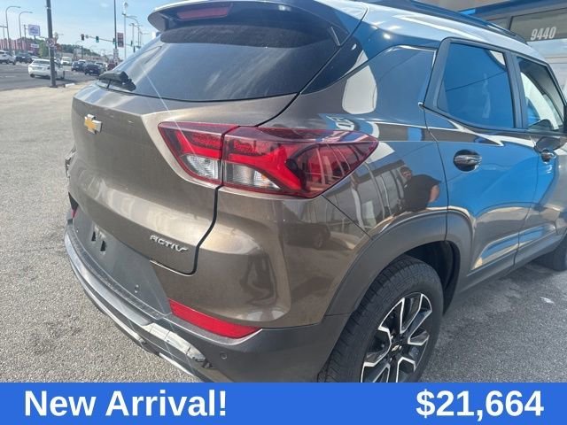 Used 2022 Zeus Bronze Metallic Chevrolet ACTIV image 12