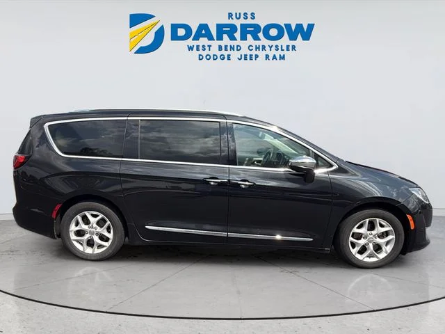 Used 2020 Black Chrysler Limited image 6