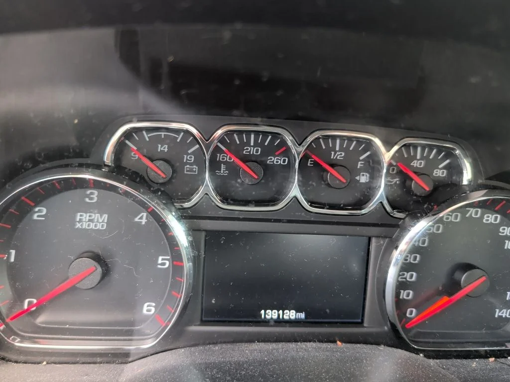 Used 2015 White GMC SLT image 6