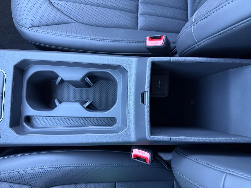 New 2027 Pale Gray Kia X-Line S image 30