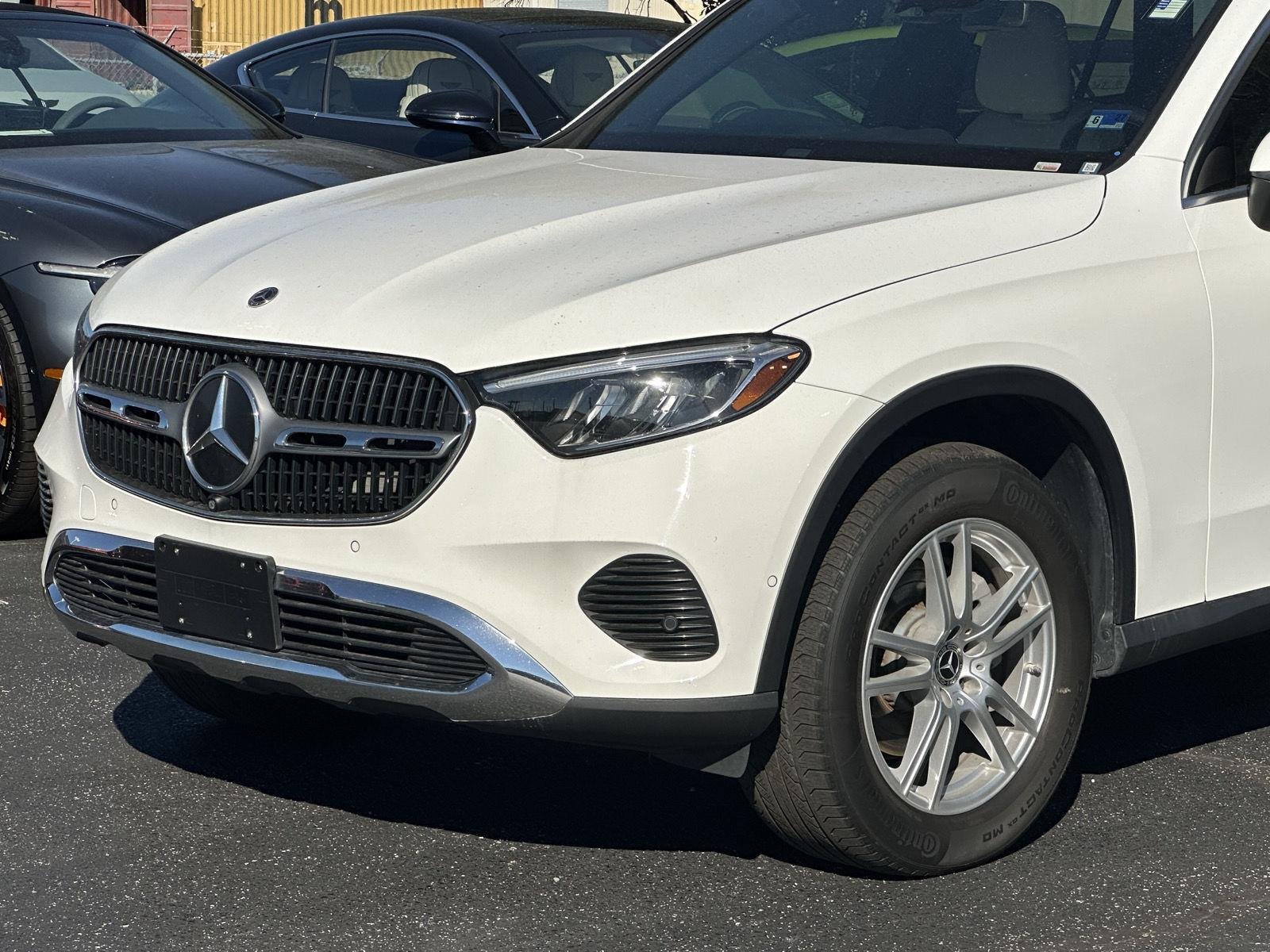 Used 2023 Polar White Mercedes-Benz GLC 300 image 41