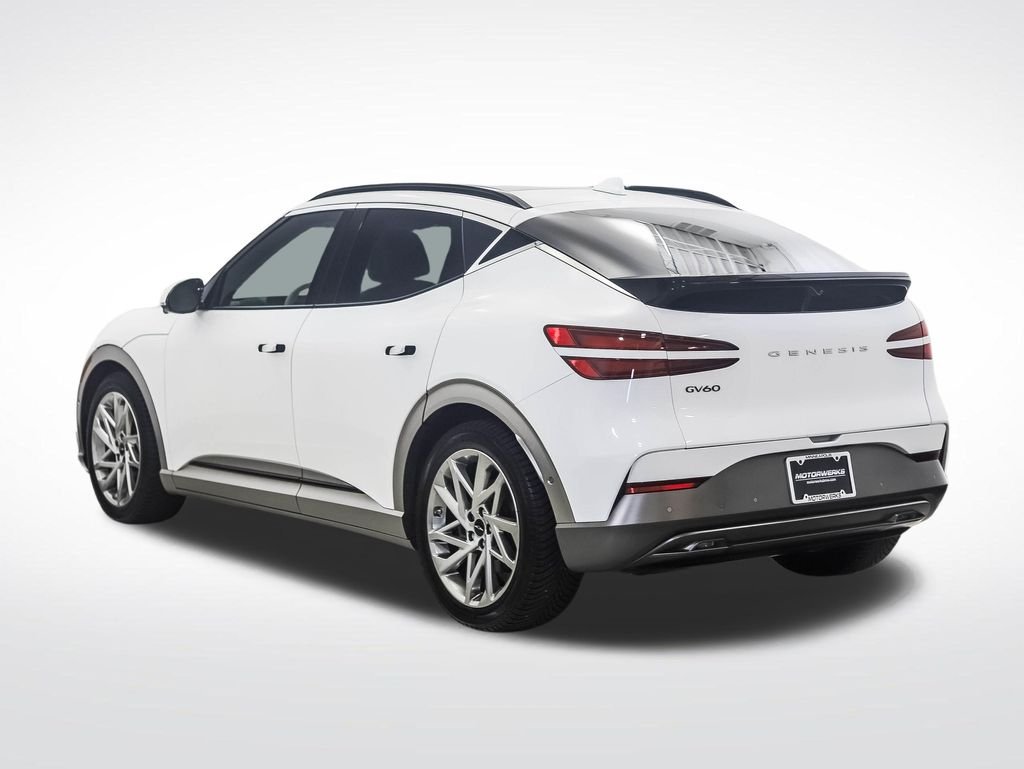 Used 2023 White Genesis Advanced image 3