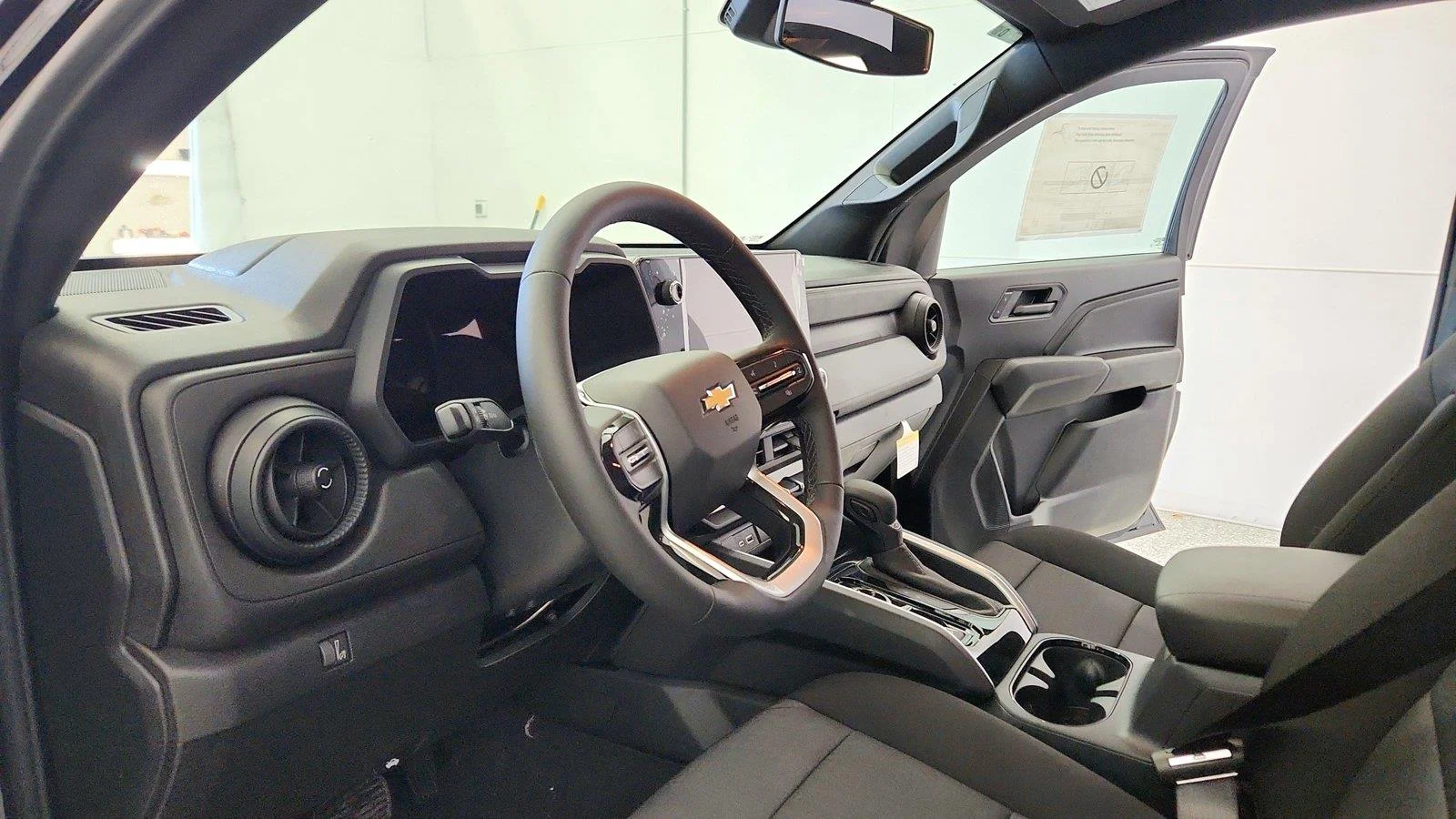 2026 Chevrolet Colorado Work Truck - Photo 13