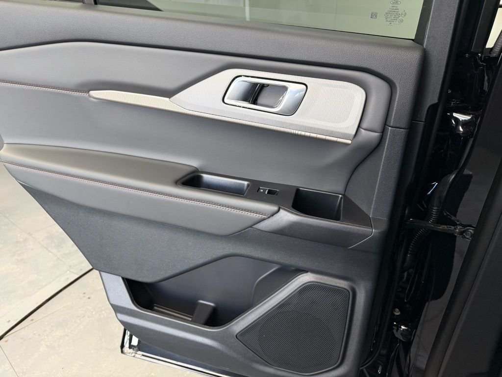 New 2026 Agate Black Metallic Ford Active image 44