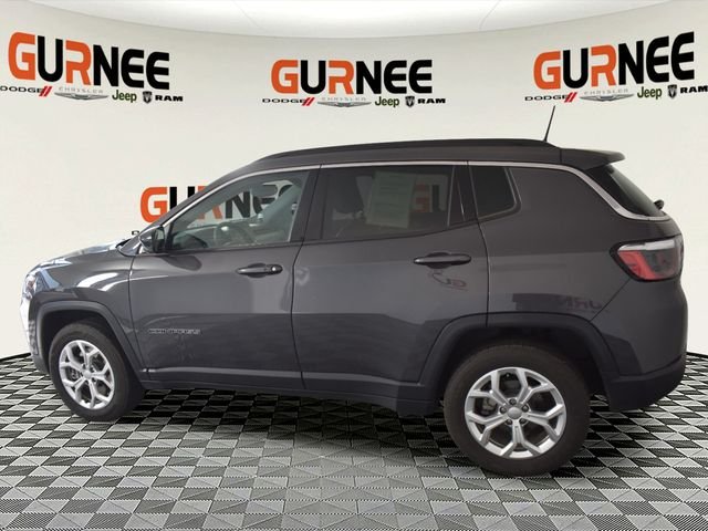Used 2024 Gray Jeep Latitude image 3