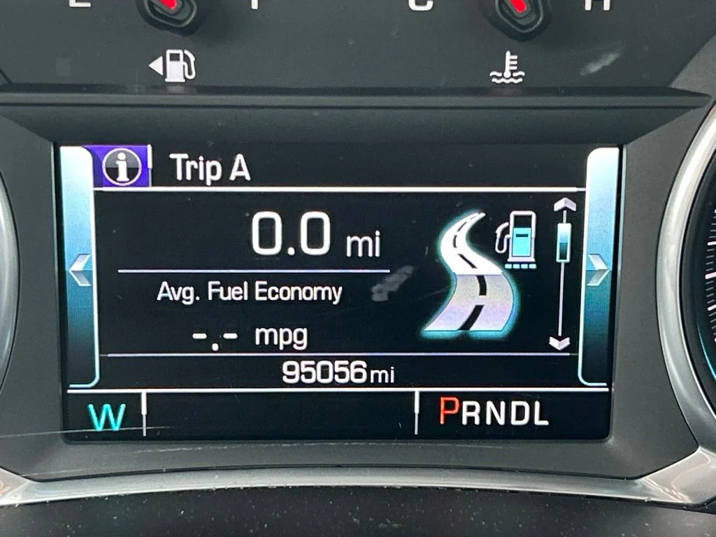 Used 2018 Cajun Red Tintcoat Chevrolet Premier image 23