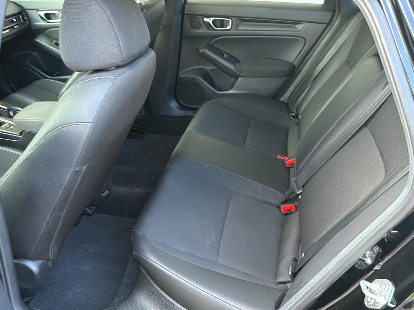Used 2025  Honda Sport image 11