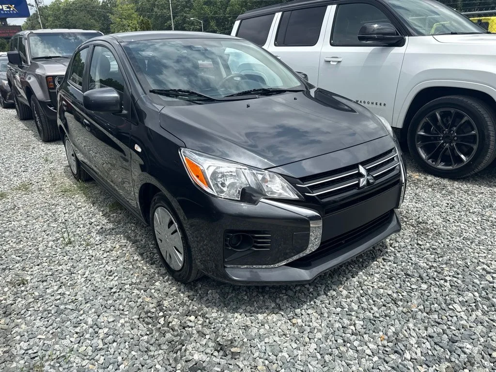 Used 2024  Mitsubishi ES image 2