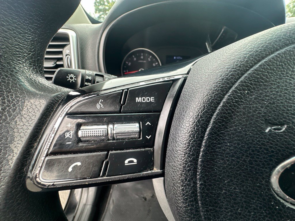 Certified Used 2022 Red Kia LX image 14
