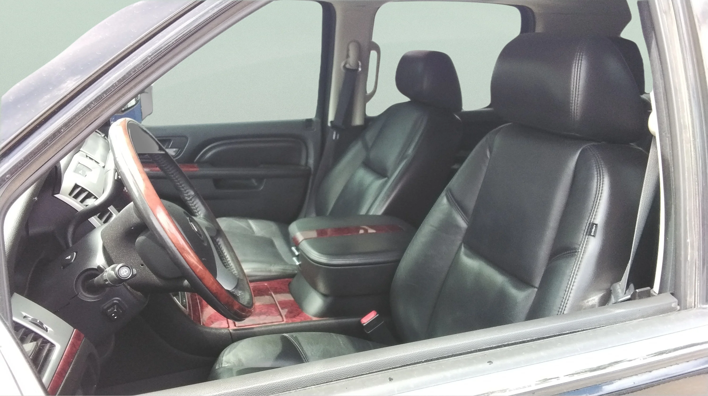 Used 2011 Black Cadillac ESV image 10