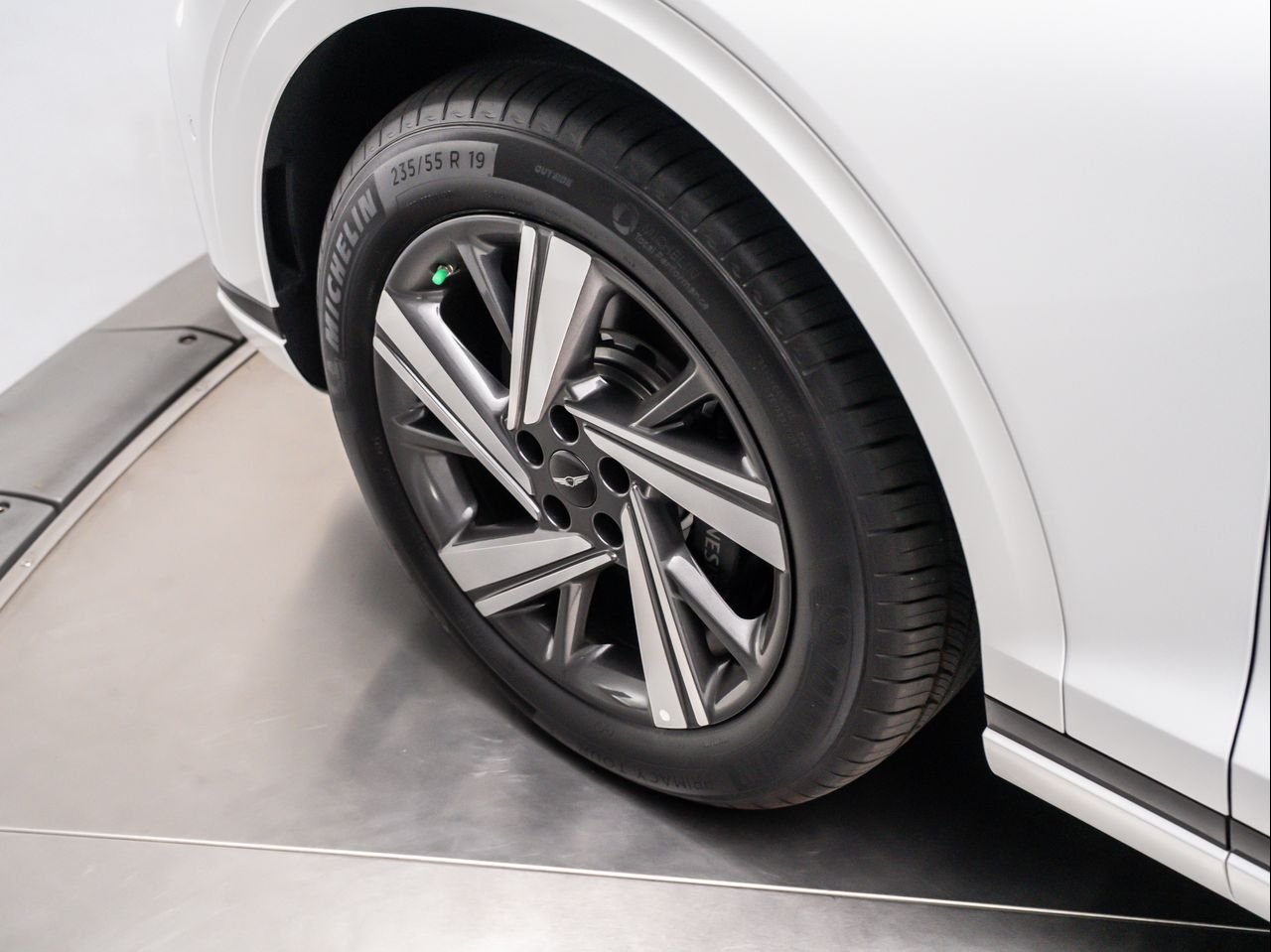 2026 GENESIS GV70 Sport Advanced - Photo 12