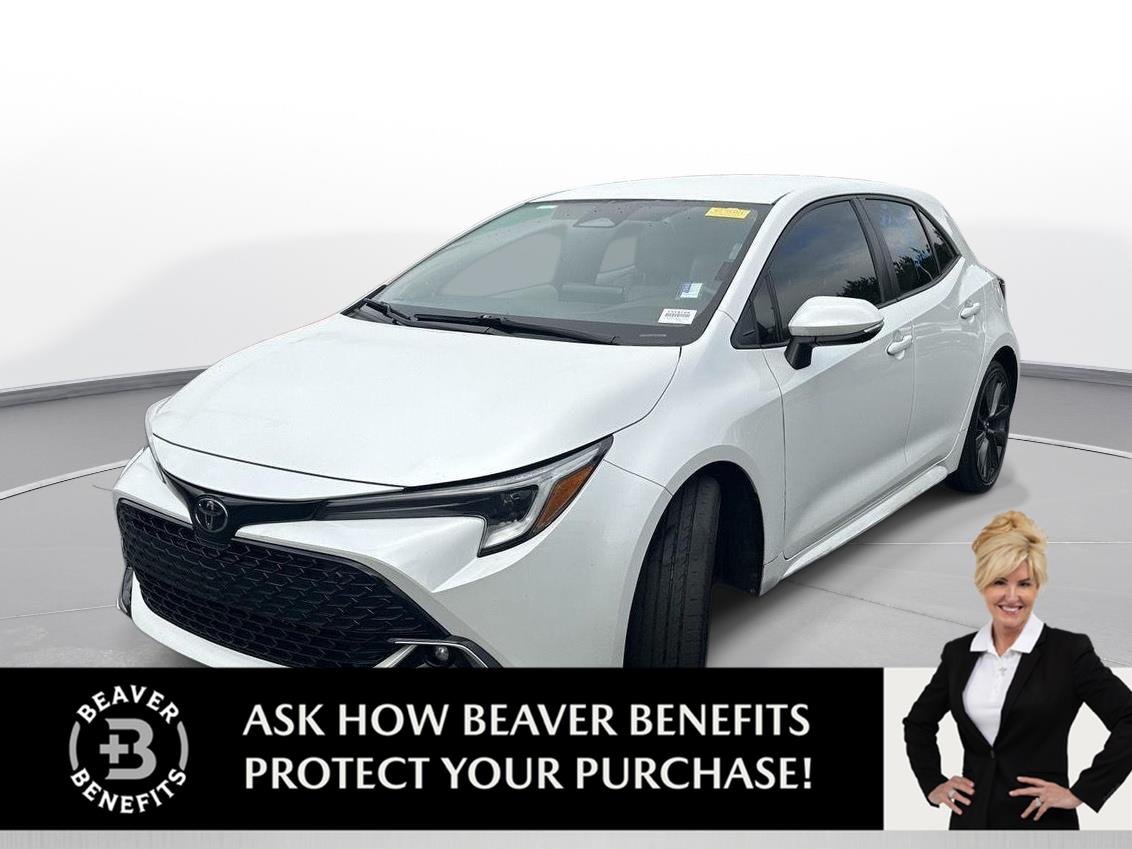Used 2024 Wind Chill Pearl Toyota XSE image 1