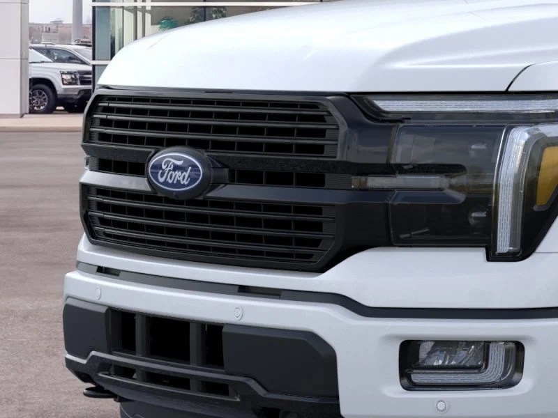 New 2026 Star White Metallic Tri-Coat Ford Platinum® image 39