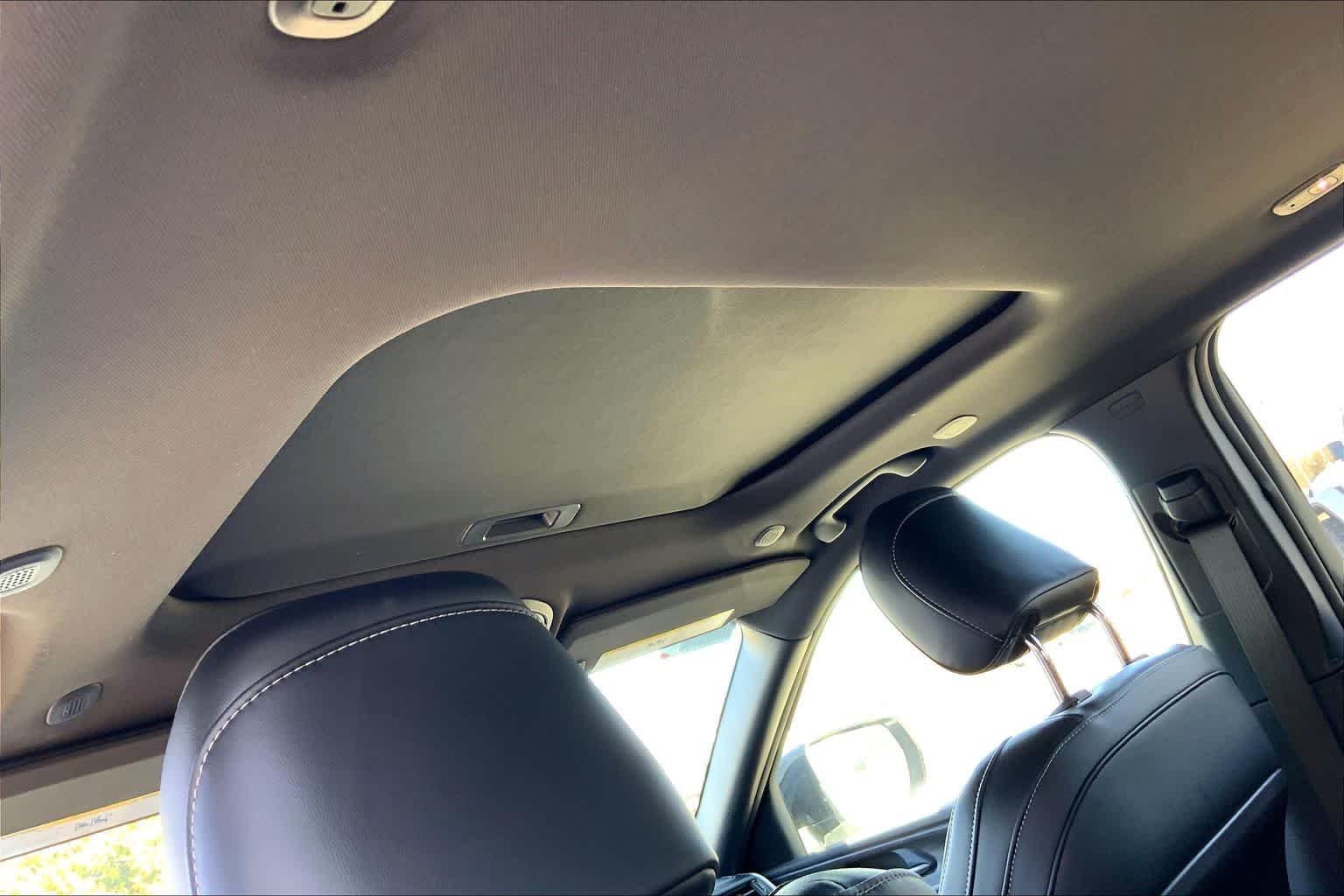 New 2026 Bright White Clearcoat Jeep Laredo Altitude image 16