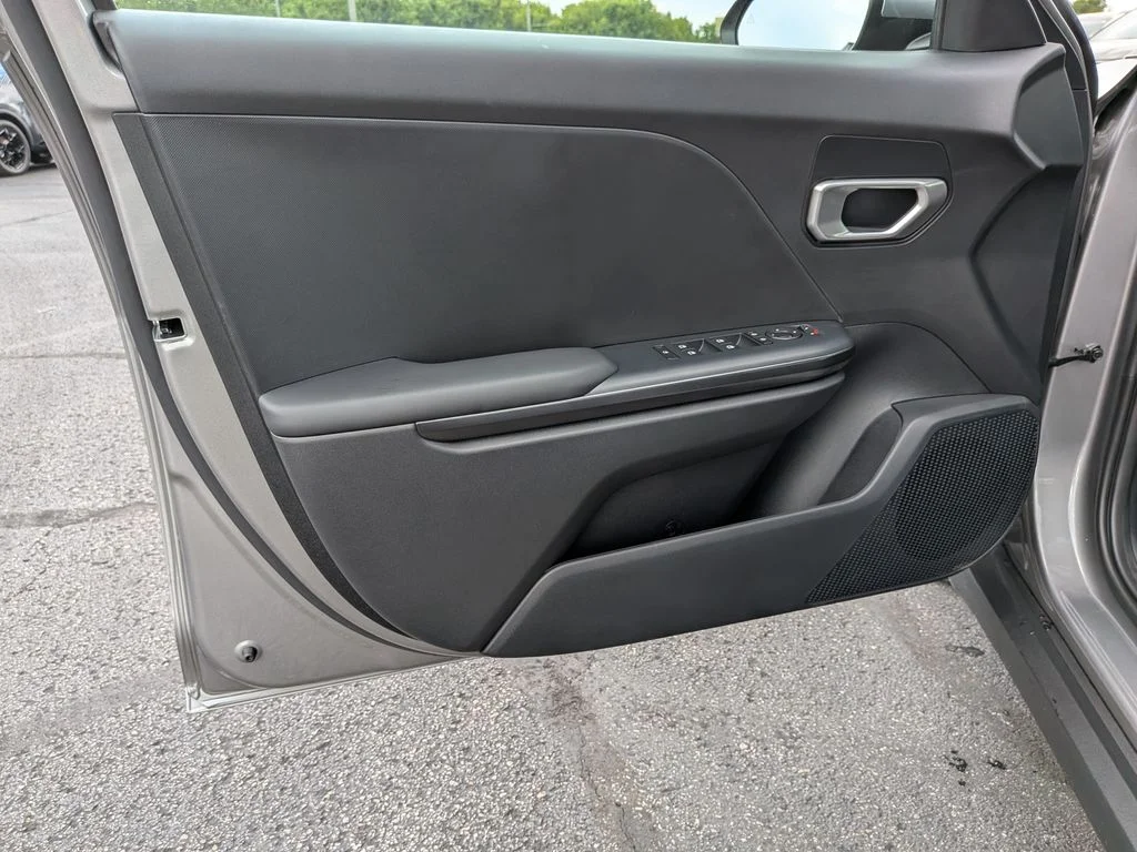 New 2026 Steel Gray Kia LXS image 39