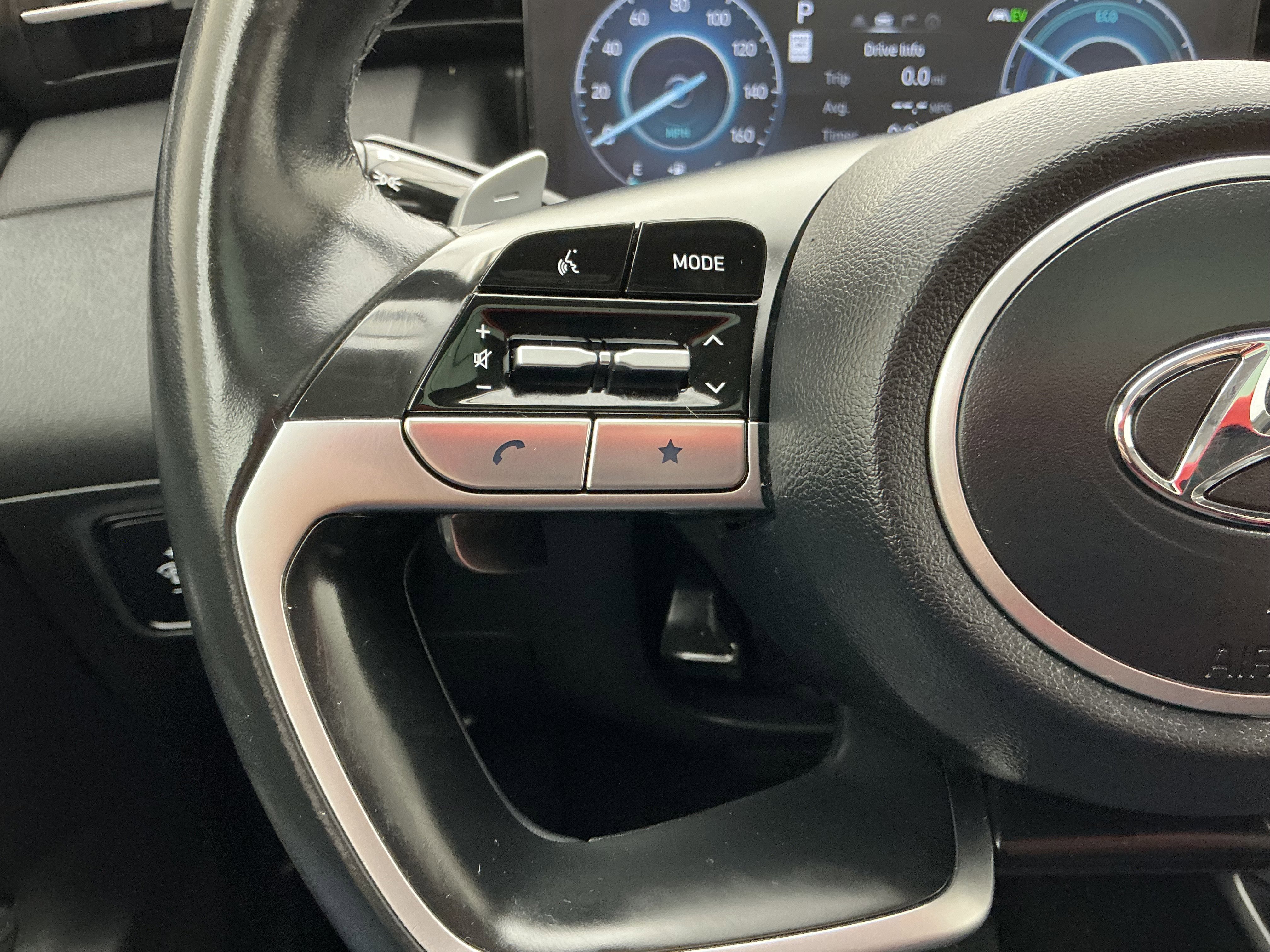 2022 Hyundai Tucson Limited - Photo 9