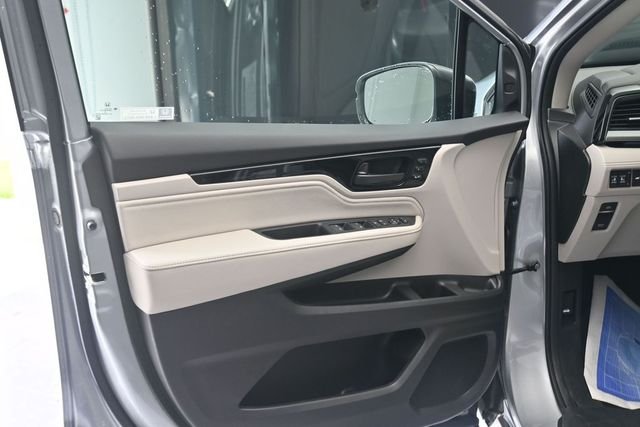2026 Honda Odyssey Touring - Photo 15