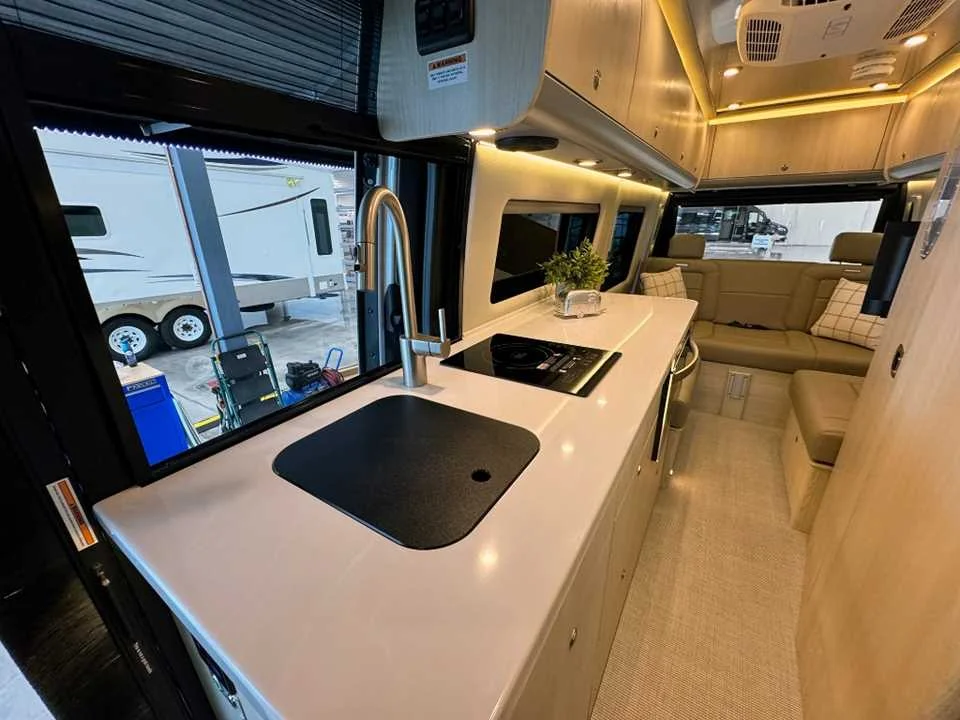 New 2025 SILVER AIRSTREAM  image 8