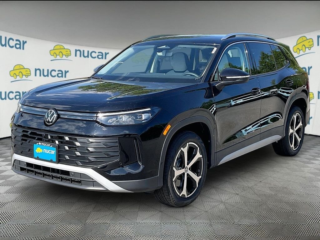 New 2026 Deep Black Pearl Volkswagen 2.0T SE image 4