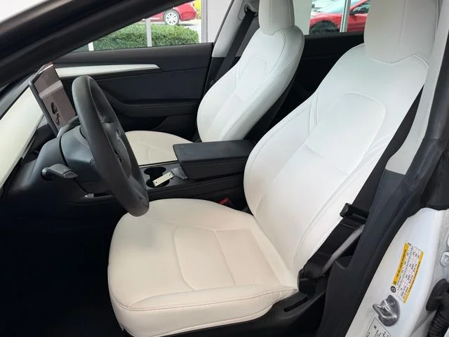 Used 2023 White Tesla Base image 5