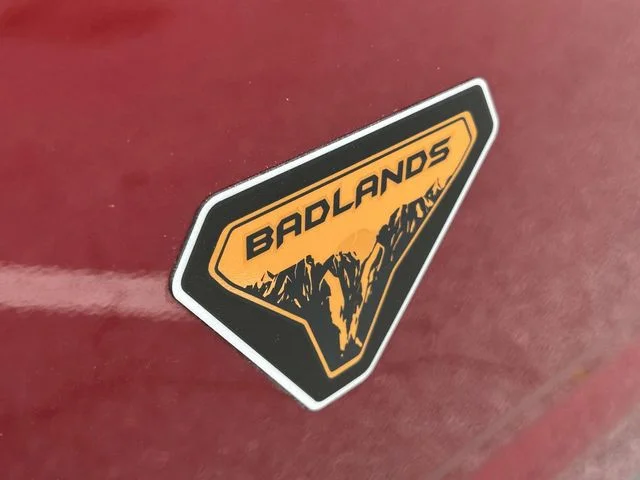 Used 2025 Ruby Red Metallic Tinted Clearcoat Ford Badlands image 8