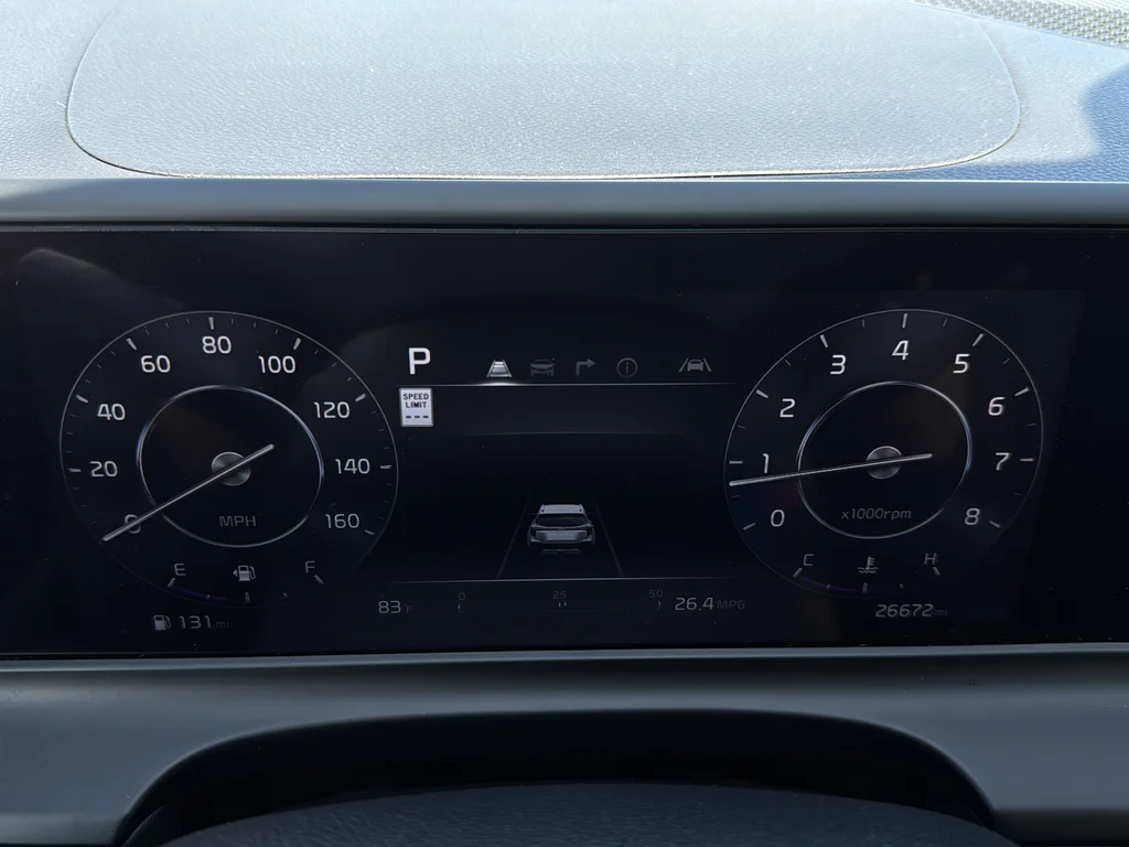 Used 2024 Snow White Pearl Kia SX image 23