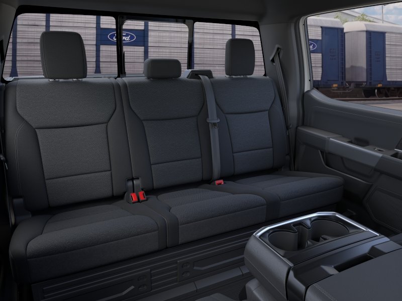 New 2026 Oxford White Ford XLT image 11