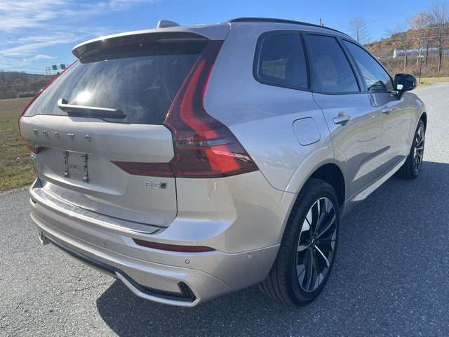 Used 2026 GOLD Volvo Plus image 4