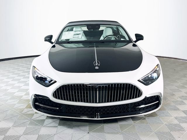 New 2026 MANUFAKTUR moonlight white magno (White Ambiance) Mercedes-Benz Maybach SL 680 image 31