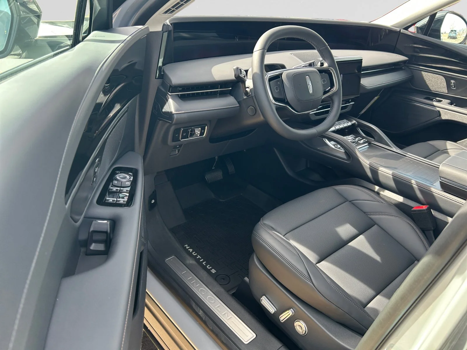 New 2026 Grey Matter Metallic Clearcoat Lincoln Premiere image 13