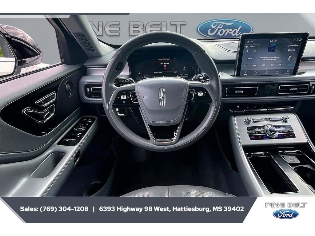 Used 2020 Pristine White Metallic Tri-Coat Lincoln Reserve image 5