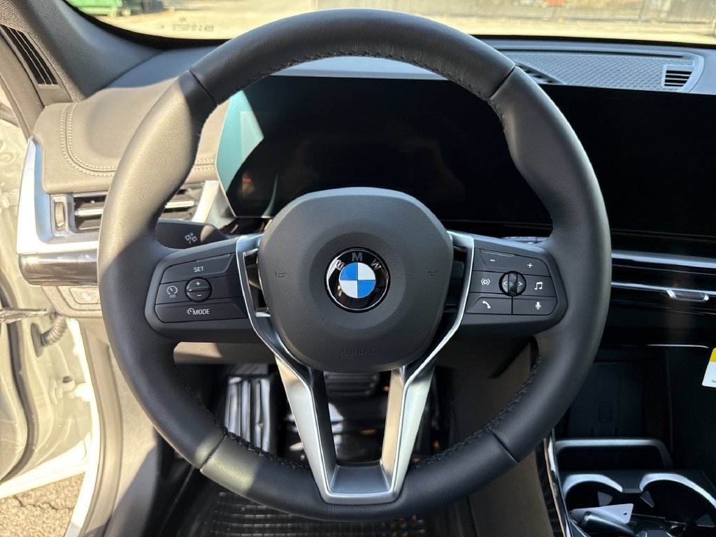 New 2027 Alpine White BMW xDrive28i image 14