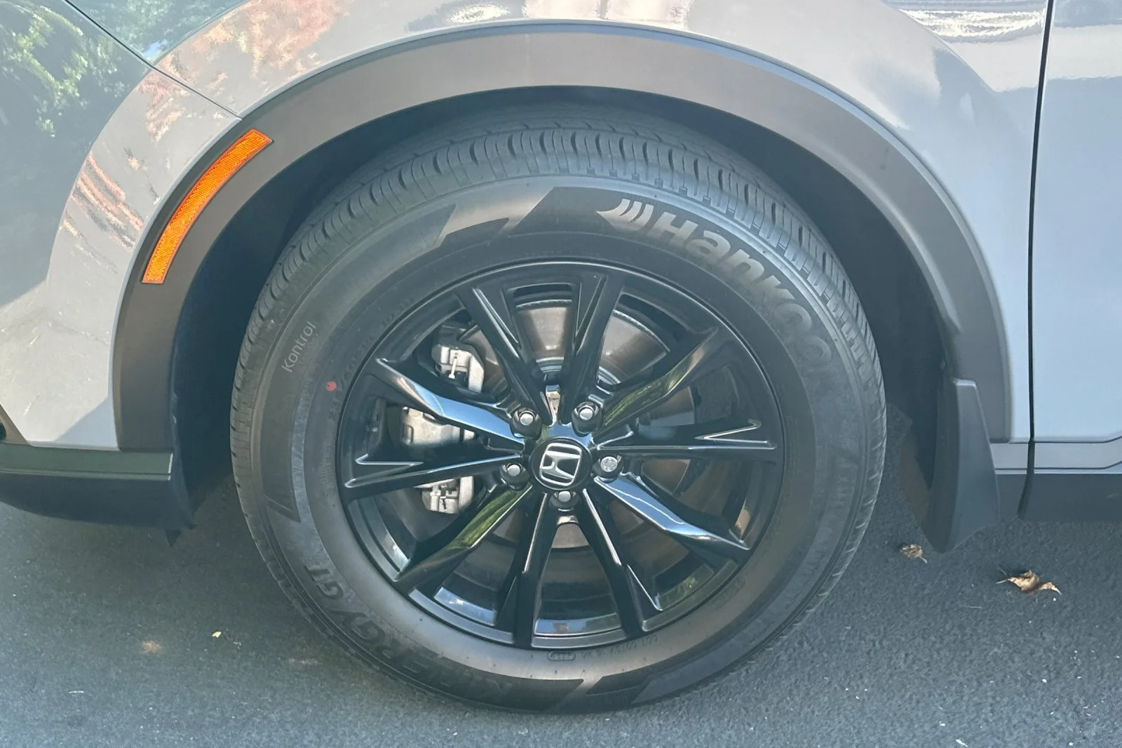 Used 2024 Gray Honda Sport-L image 4