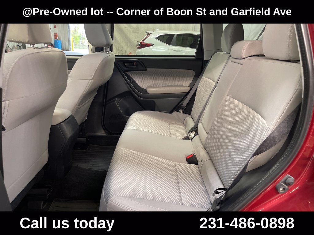 Used 2018 Red Subaru 2.5i Premium image 21