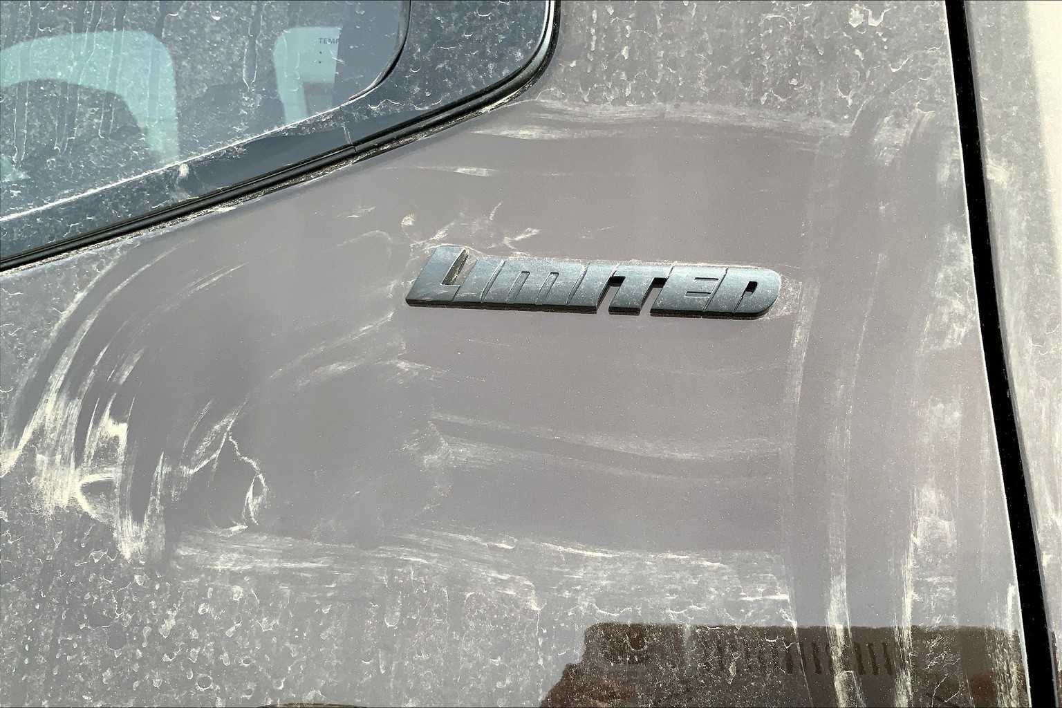 2025 Toyota Tundra Limited - Photo 16