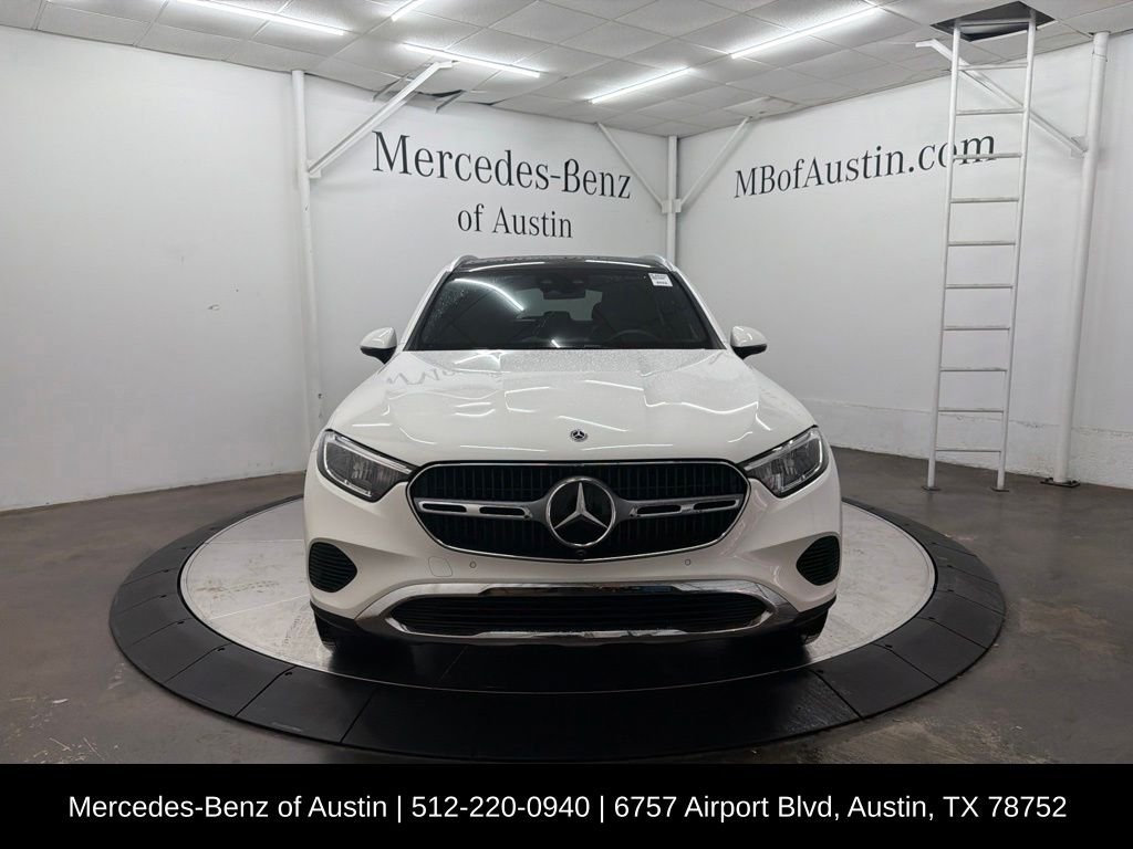 Certified Used 2026 White Mercedes-Benz GLC 300 image 2